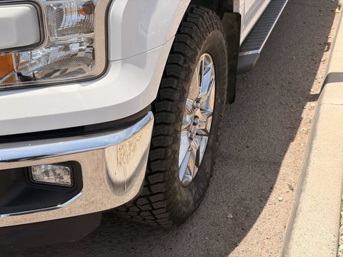 Used 2016 Ford F150 XLT w/ Equipment Group 302A Luxury AWD/4WD image 4