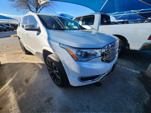 Used 2019 GMC Acadia Denali w/ Technology Package image 1