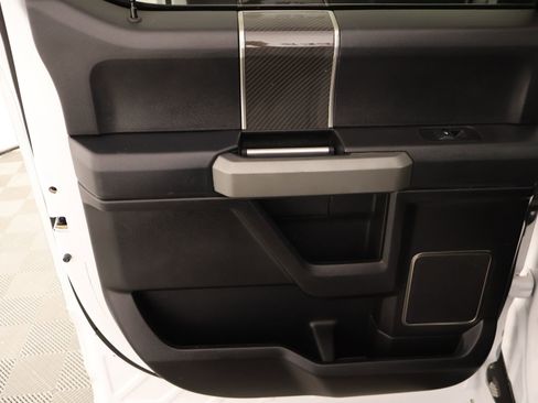 Used 2018 Ford F150 Raptor w/ Equipment Group 802A Luxury image 19