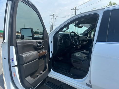 Used 2021 GMC Sierra 3500 Denali w/ Denali Ultimate Package AWD/4WD image 10