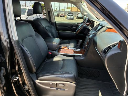 Used 2019 INFINITI QX80 Luxe w/ All-Season Package AWD/4WD image 27