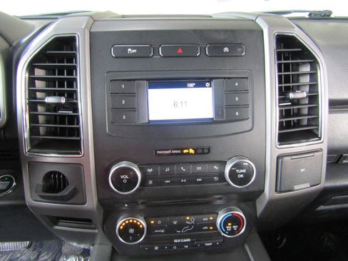 Used 2018 Ford Expedition Max XLT w/ Equipment Group 201A image 18