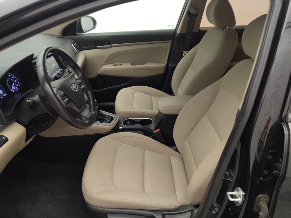 Used 2018 Hyundai Elantra Value Edition FWD image 17