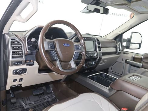 Used 2019 Ford F350 Limited AWD/4WD image 29