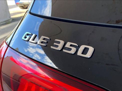 Used 2021 Mercedes-Benz GLE 350 image 10