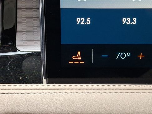 Used 2023 Lincoln Corsair AWD image 23
