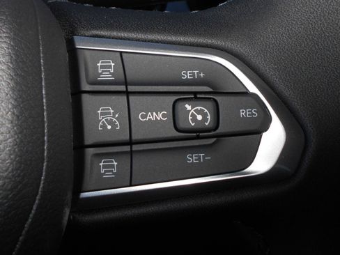 New 2026 Jeep Compass Limited AWD/4WD image 14