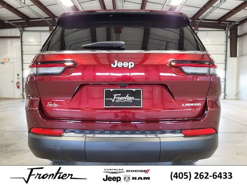 New 2025 Jeep Grand Cherokee L Laredo w/ Luxury Tech Group I image 4