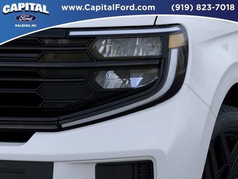 New 2026 Ford Expedition Max Platinum w/ Stealth Performance Package AWD/4WD image 18