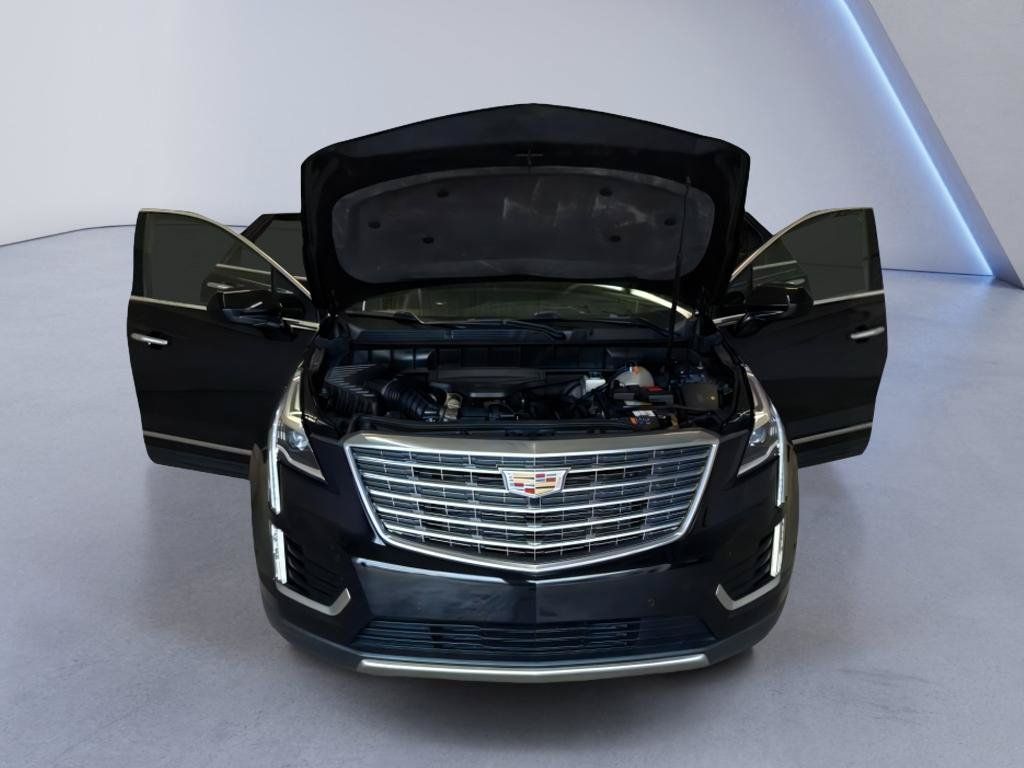 Used 2017 Cadillac XT5 Platinum w/ Driver Assist Package AWD/4WD image 10