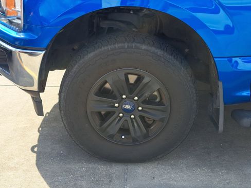 Used 2019 Ford F150 XLT image 3