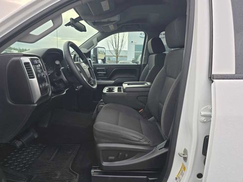 Used 2015 Chevrolet Silverado 3500 LT image 9