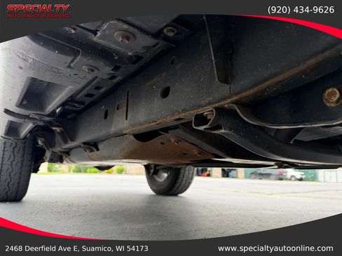 Used 2018 Jeep Wrangler Unlimited Sahara AWD/4WD image 31