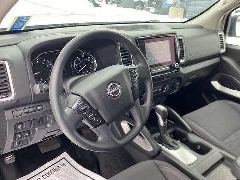 Used 2023 Nissan Frontier SV w/ Technology Package image 15