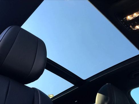 Certified 2021 Mercedes-Benz GLS 580 4MATIC image 12