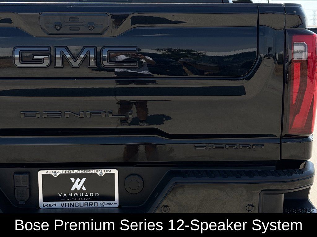 Used 2024 GMC Sierra 2500 Denali Ultimate AWD/4WD image 9