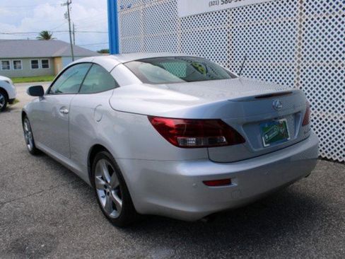 Used 2011 Lexus IS 250C image 11