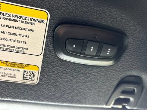 Used 2024 Jeep Wrangler Unlimited Rubicon w/ Technology Group AWD/4WD image 44