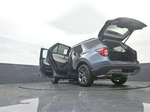 New 2025 Ford Explorer Active w/ Active Comfort Package image 39