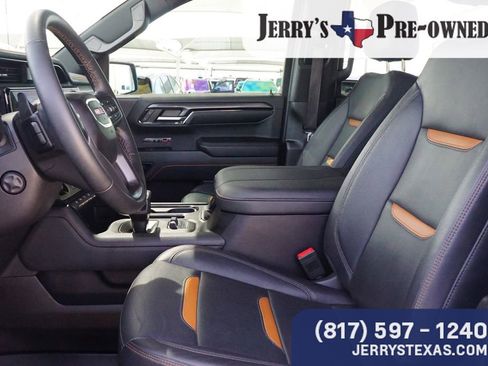 Used 2024 GMC Sierra 1500 AT4 w/ Technology Package AWD/4WD image 20
