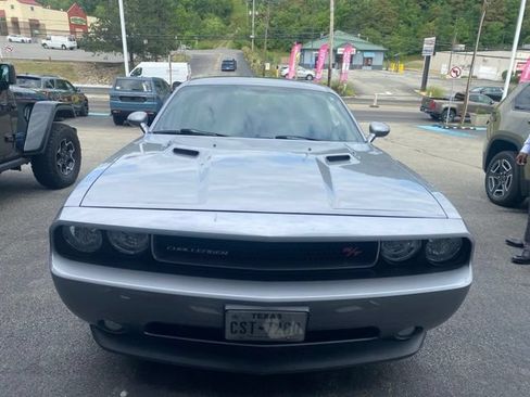 Used 2013 Dodge Challenger R/T w/ Sound Group II RWD image 1