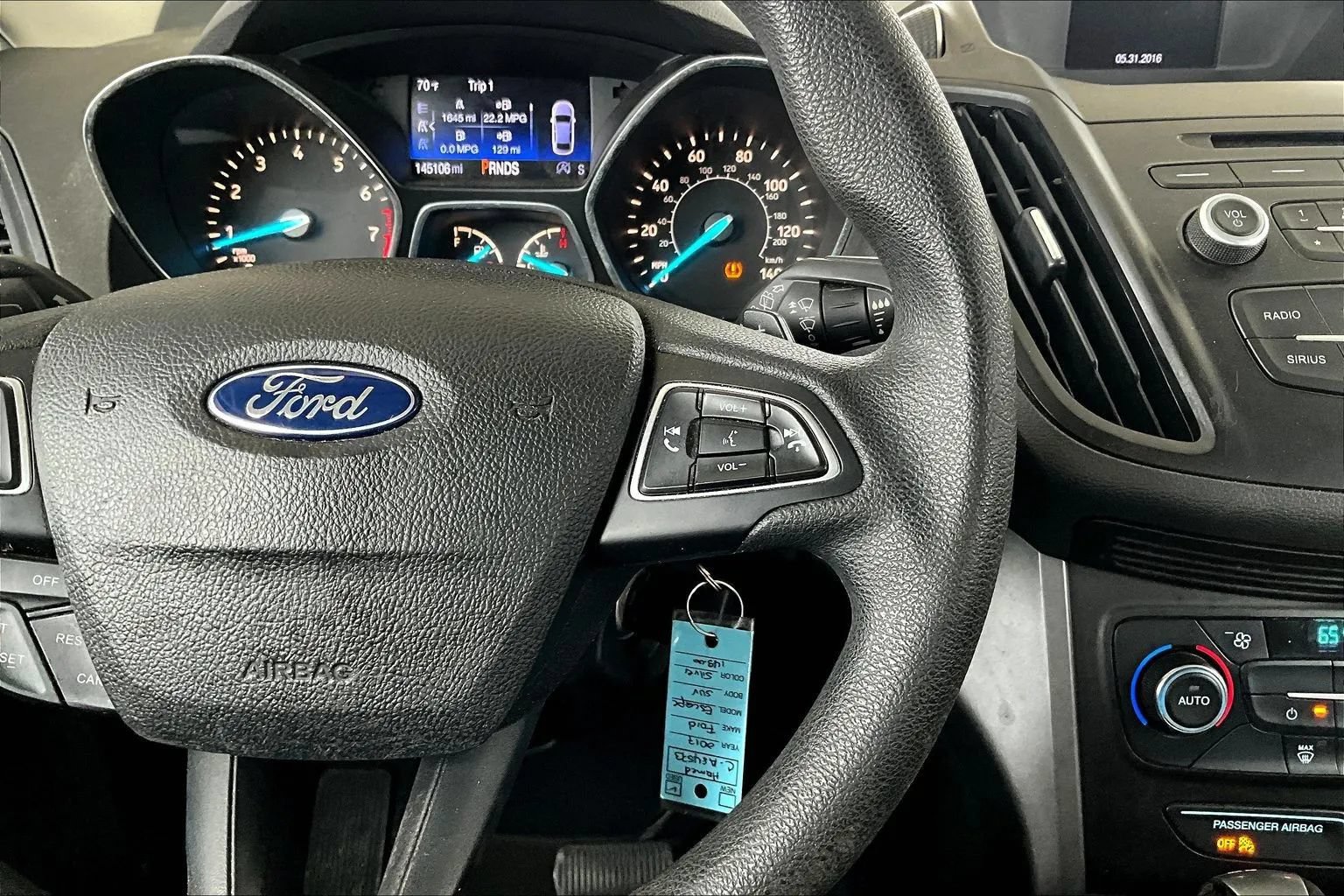 Used 2017 Ford Escape SE FWD image 11