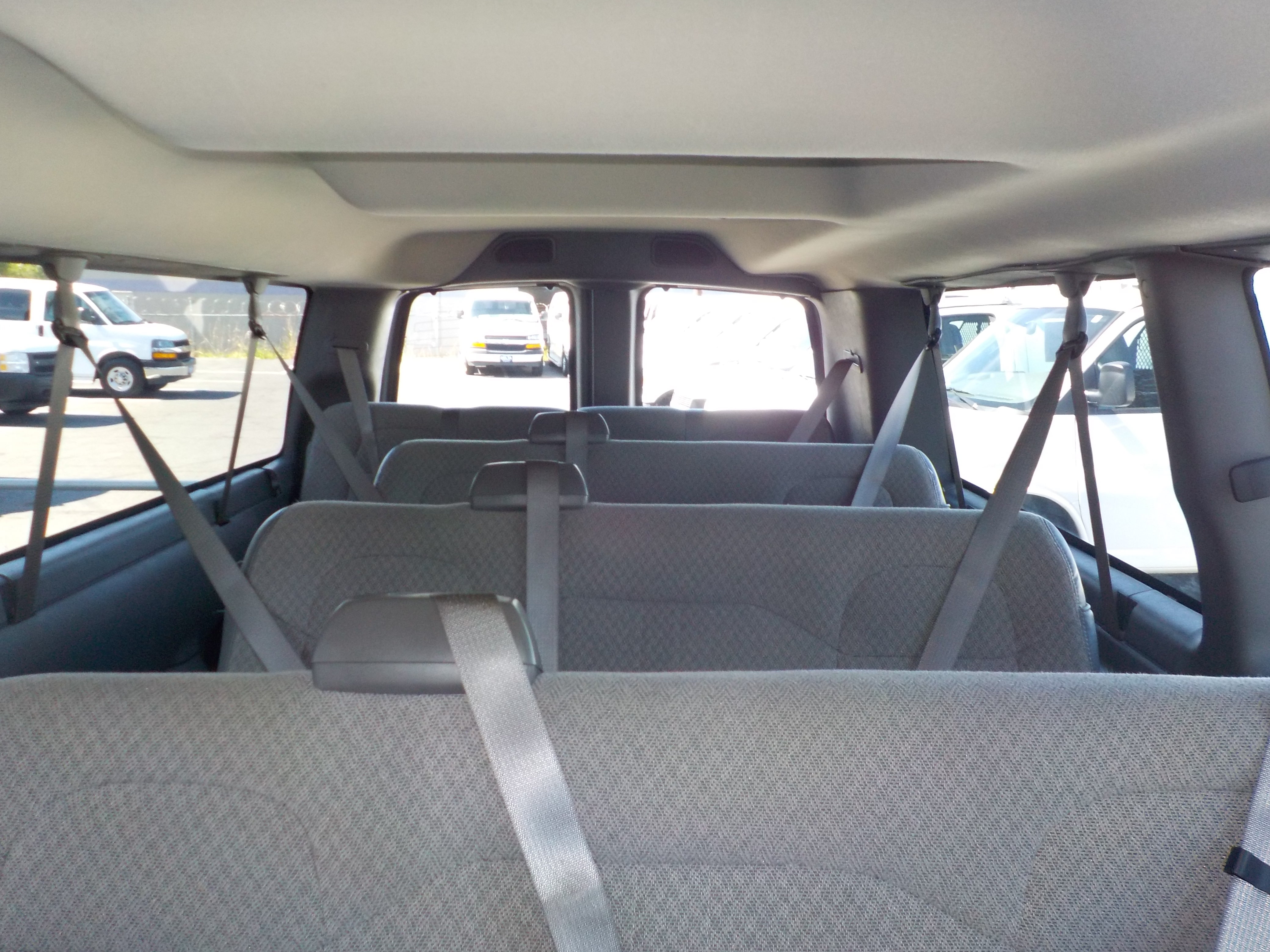Used 2017 Chevrolet Express 3500 LT w/ LT Preferred Equipment Group RWD image 30