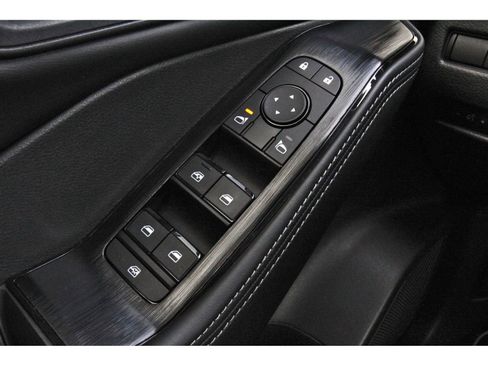 Used 2023 Nissan Rogue SV w/ SV Premium B Package image 22