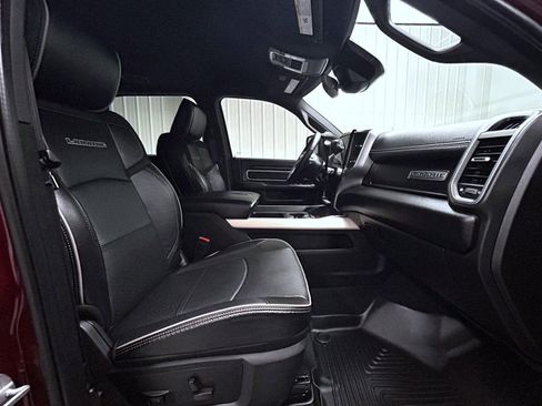 Used 2024 RAM 2500 Laramie w/ Sport Appearance Package image 15