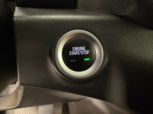 Used 2024 GMC Terrain SLT FWD image 27
