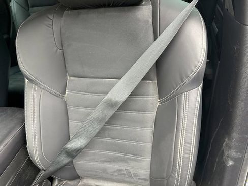 Used 2022 Mitsubishi Outlander SE image 8