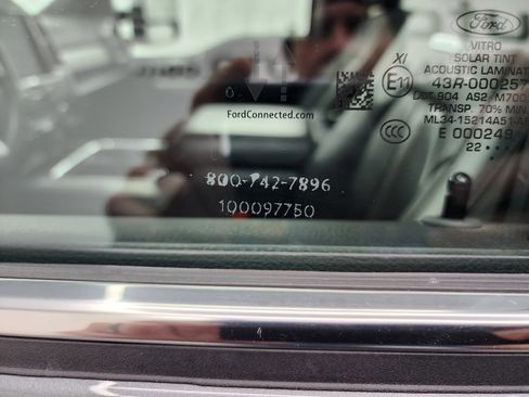 Used 2022 Ford F350 Platinum image 40