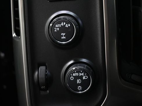 Used 2018 Chevrolet Silverado 1500 LTZ Z71 w/ Midnight Edition image 31