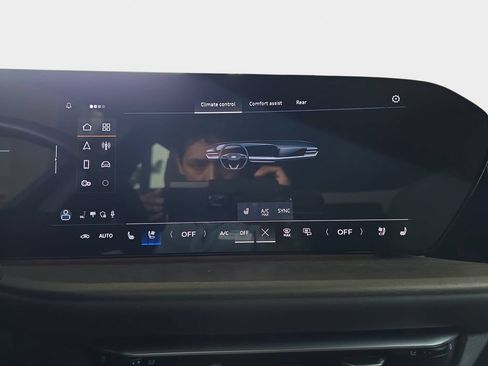 Certified 2025 Audi Q5 Prestige AWD/4WD image 26
