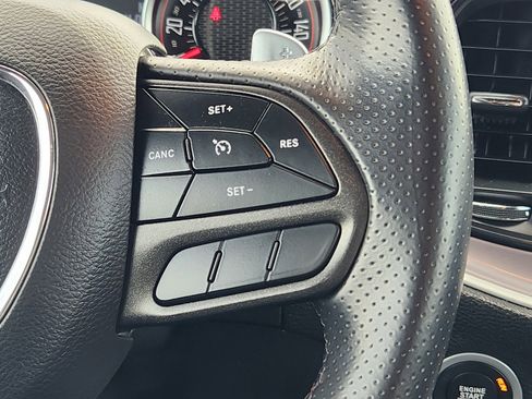 Used 2022 Dodge Challenger GT image 28