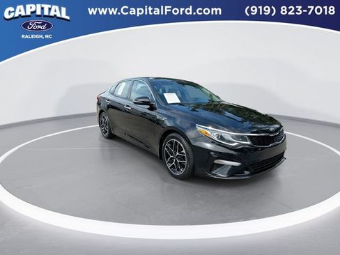 Used 2020 Kia Optima SE FWD image 2