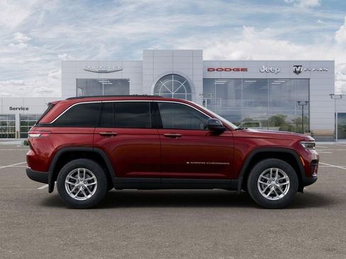 New 2025 Jeep Grand Cherokee Laredo X w/ Luxury Tech Group I AWD/4WD image 21