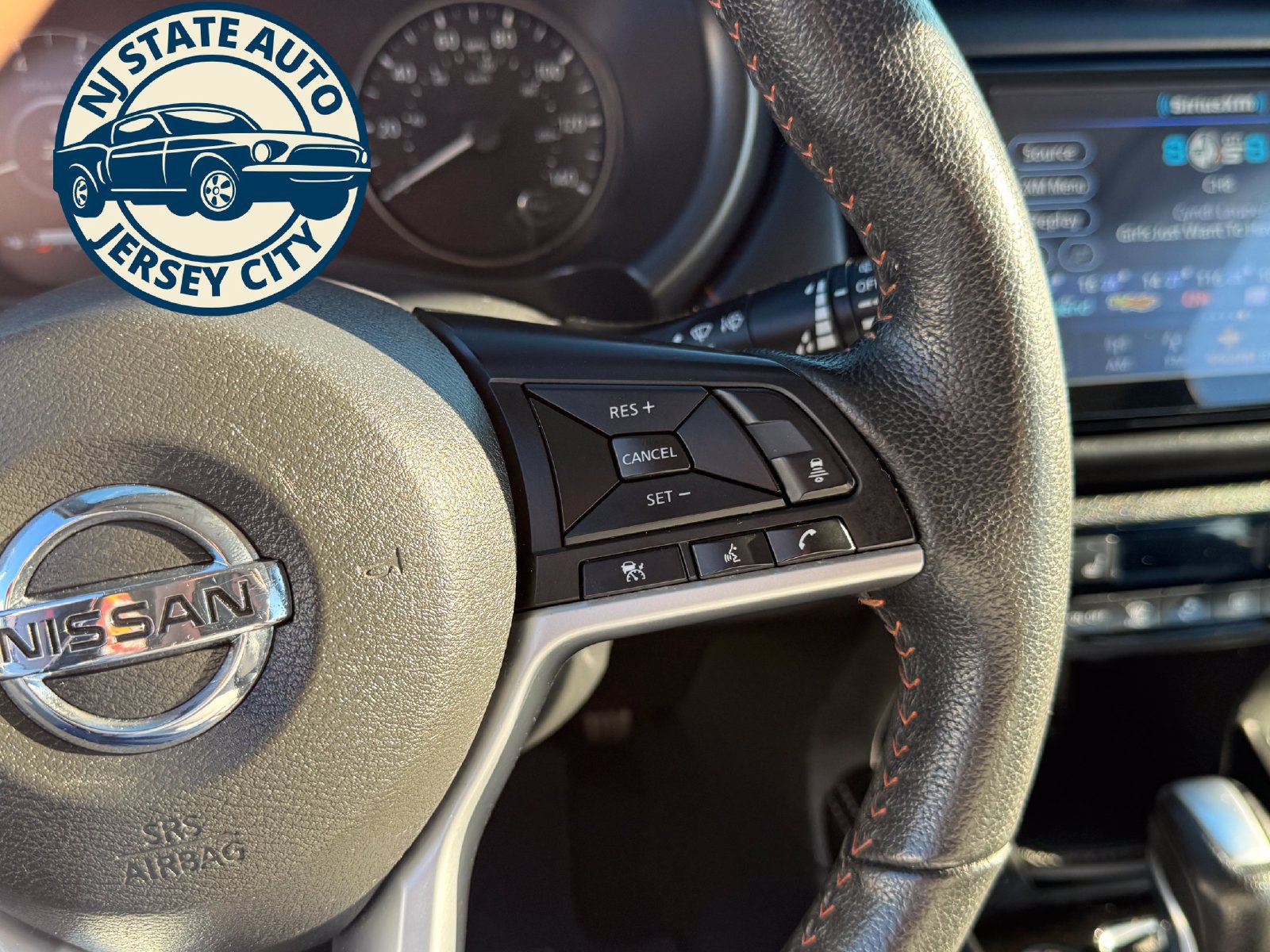 Used 2021 Nissan Kicks SR w/ SR Premium Package FWD image 32