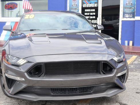 Used 2020 Ford Mustang GT RWD image 3