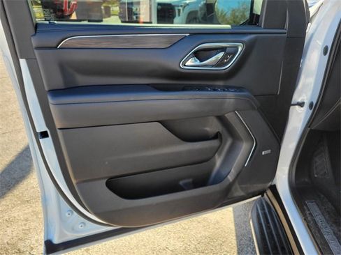 Used 2021 Chevrolet Tahoe LT image 15