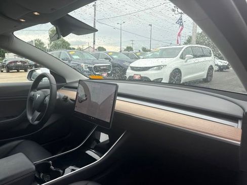 Used 2020 Tesla Model 3 Long Range AWD/4WD image 18
