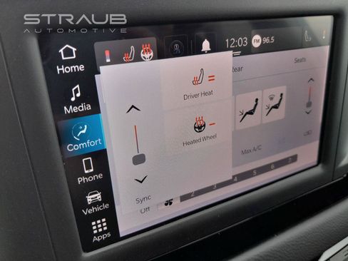 Used 2023 Chrysler Voyager LX FWD image 23