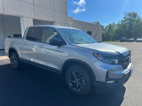 New 2026 Honda Ridgeline Sport image 3