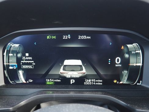 Used 2024 Mitsubishi Outlander 4WD Plug-In Hybrid image 42