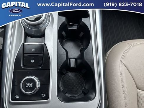 Certified 2022 Ford Explorer Limited w/ Hybrid Equipment Group 310A image 30