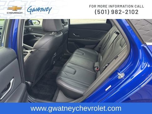 Used 2024 Hyundai Elantra Limited FWD image 30