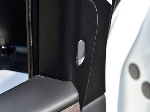 Used 2024 Nissan Murano Platinum w/ Cargo Package image 11