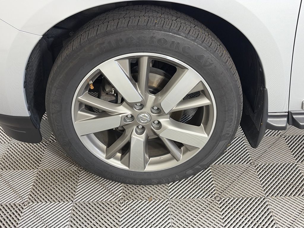 Used 2016 Nissan Pathfinder Platinum AWD/4WD image 8