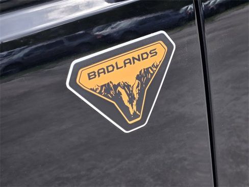 New 2025 Ford Bronco Badlands image 10