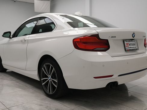 Used 2019 BMW 230i xDrive Coupe w/ Convenience Package image 5